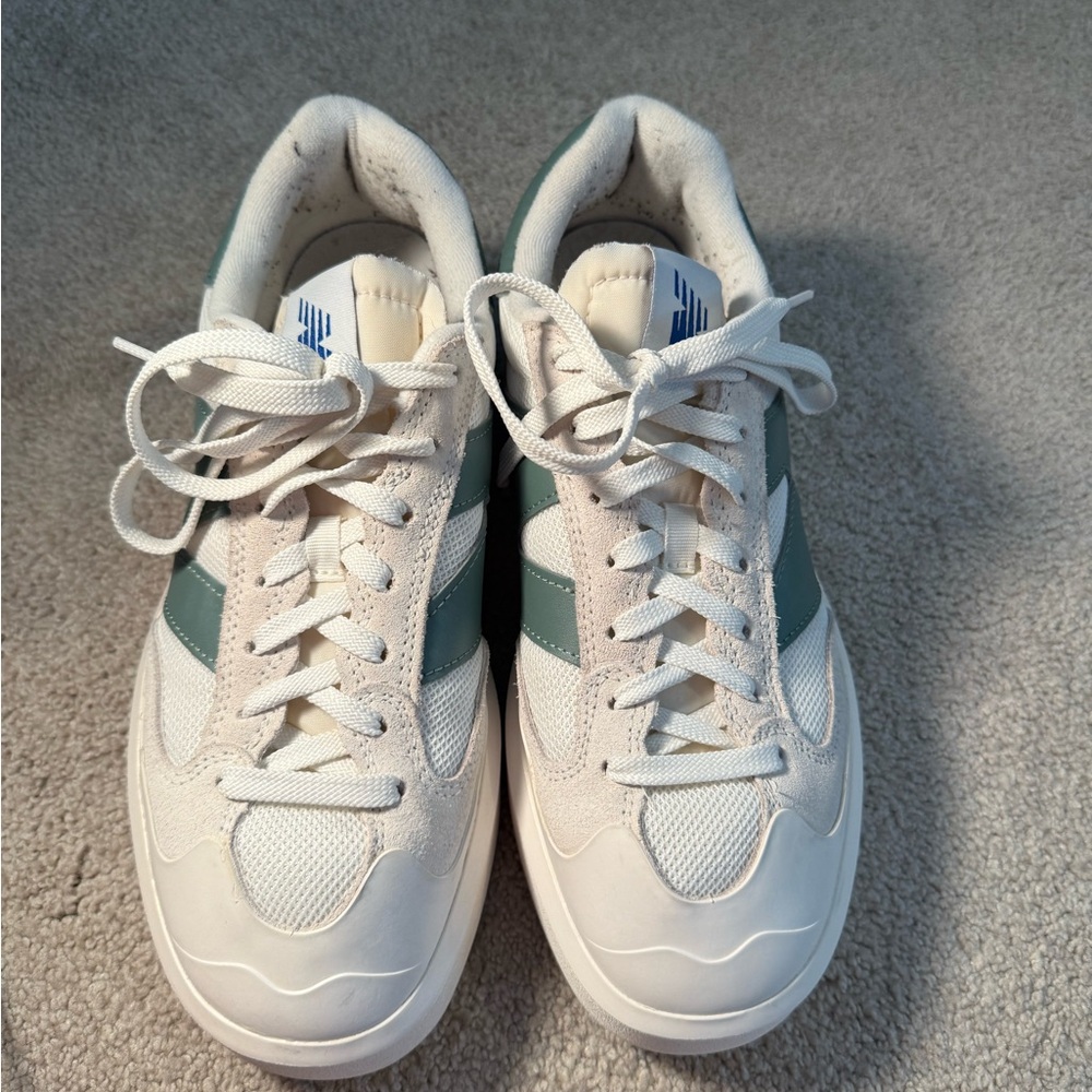 New Balance CT302 Sneakers!